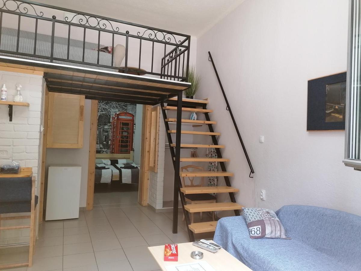 Apartmani Sirmium Sremska Mitrovica Exterior foto